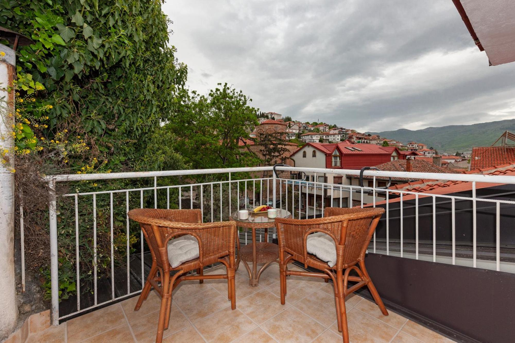 Pearl'S Apartments Ohrid Buitenkant foto