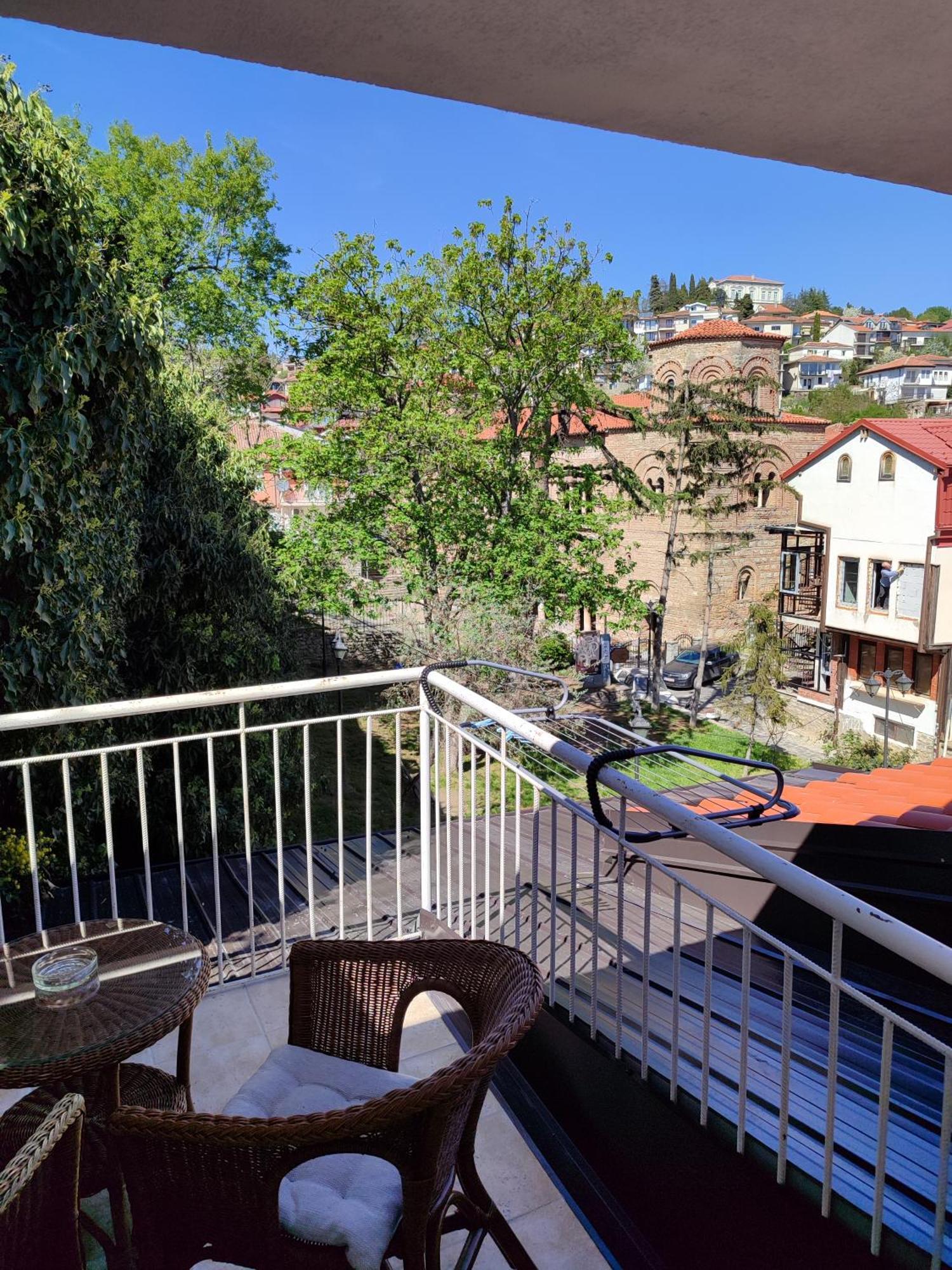 Pearl'S Apartments Ohrid Buitenkant foto